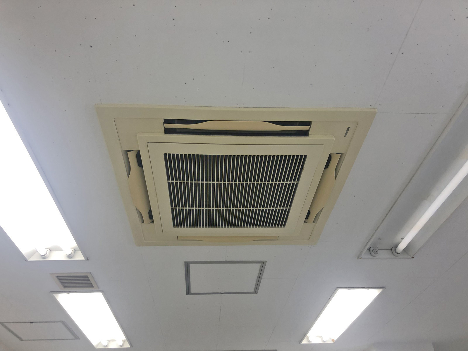 空調