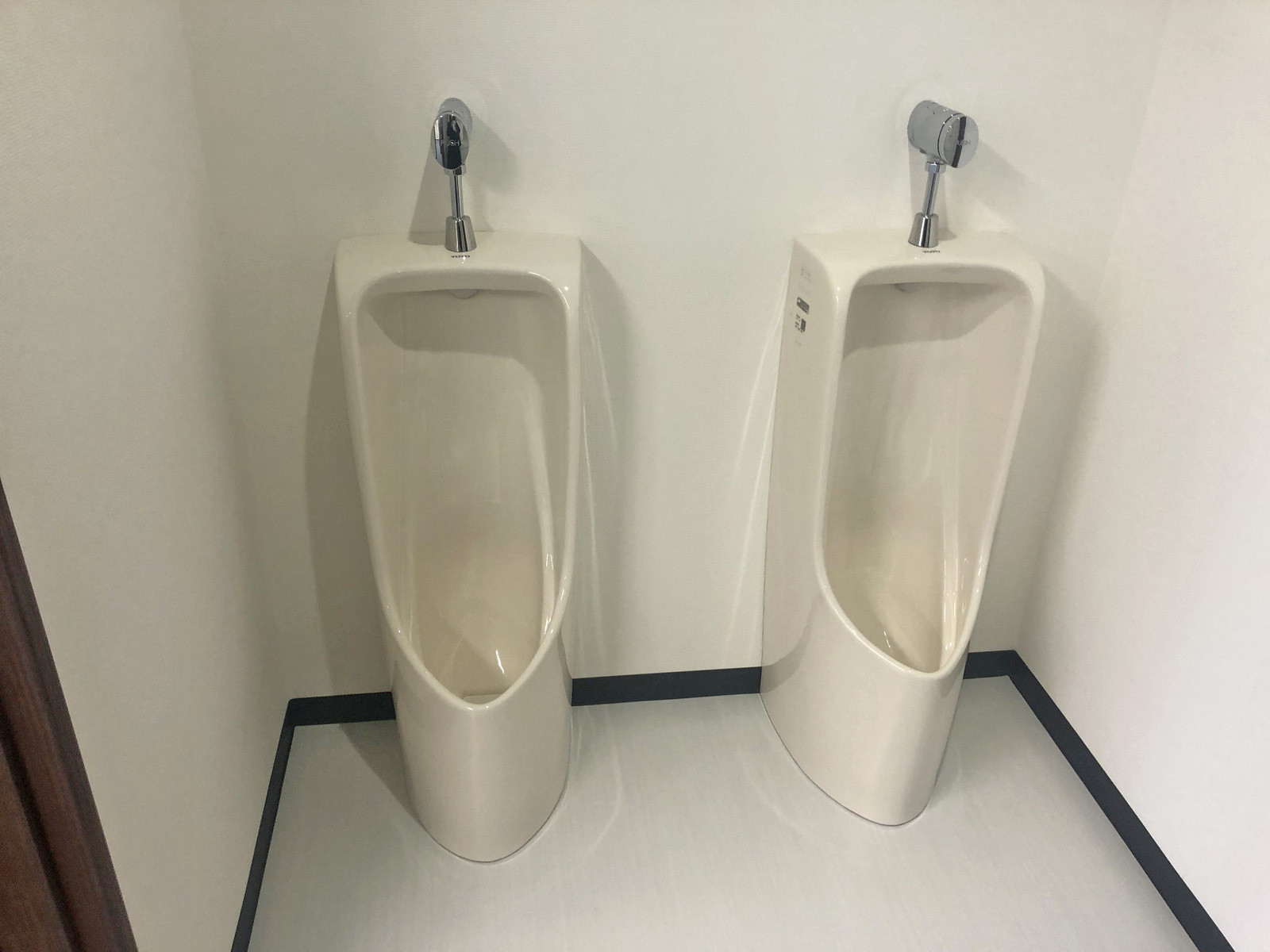 男性用トイレ
