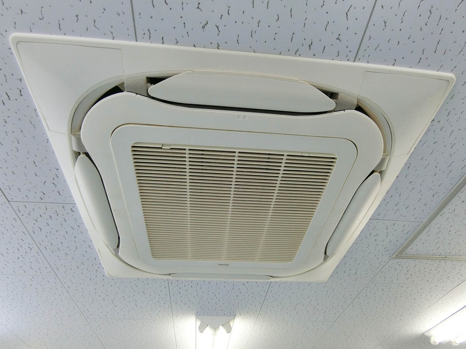 空調