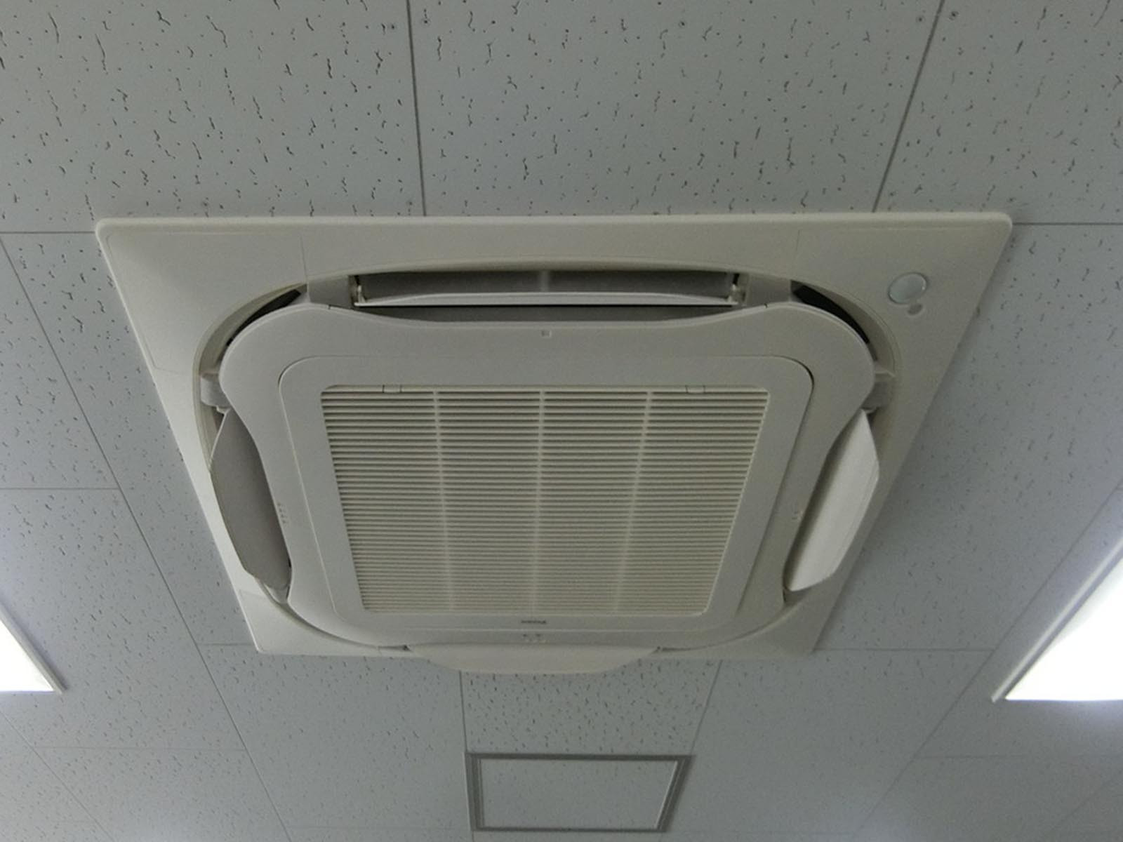 空調