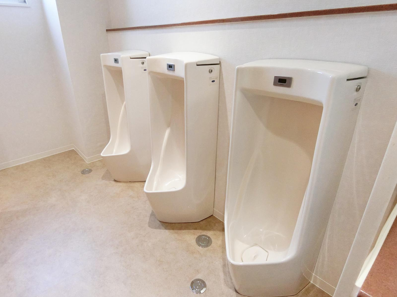 男性用トイレ