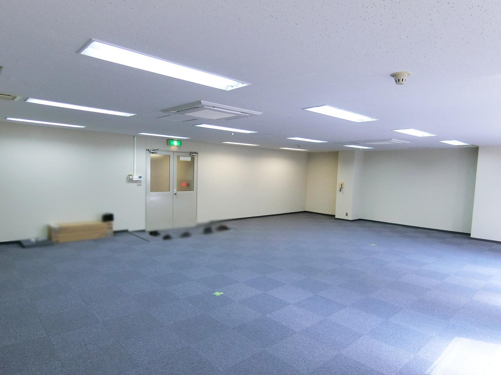 別角度の様子