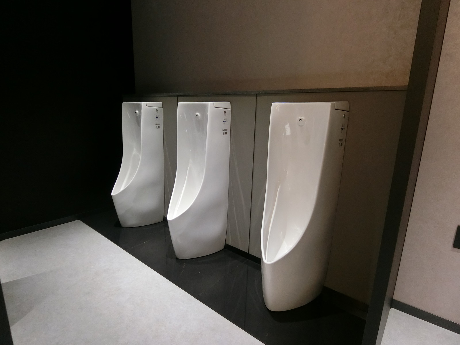 男性用トイレ