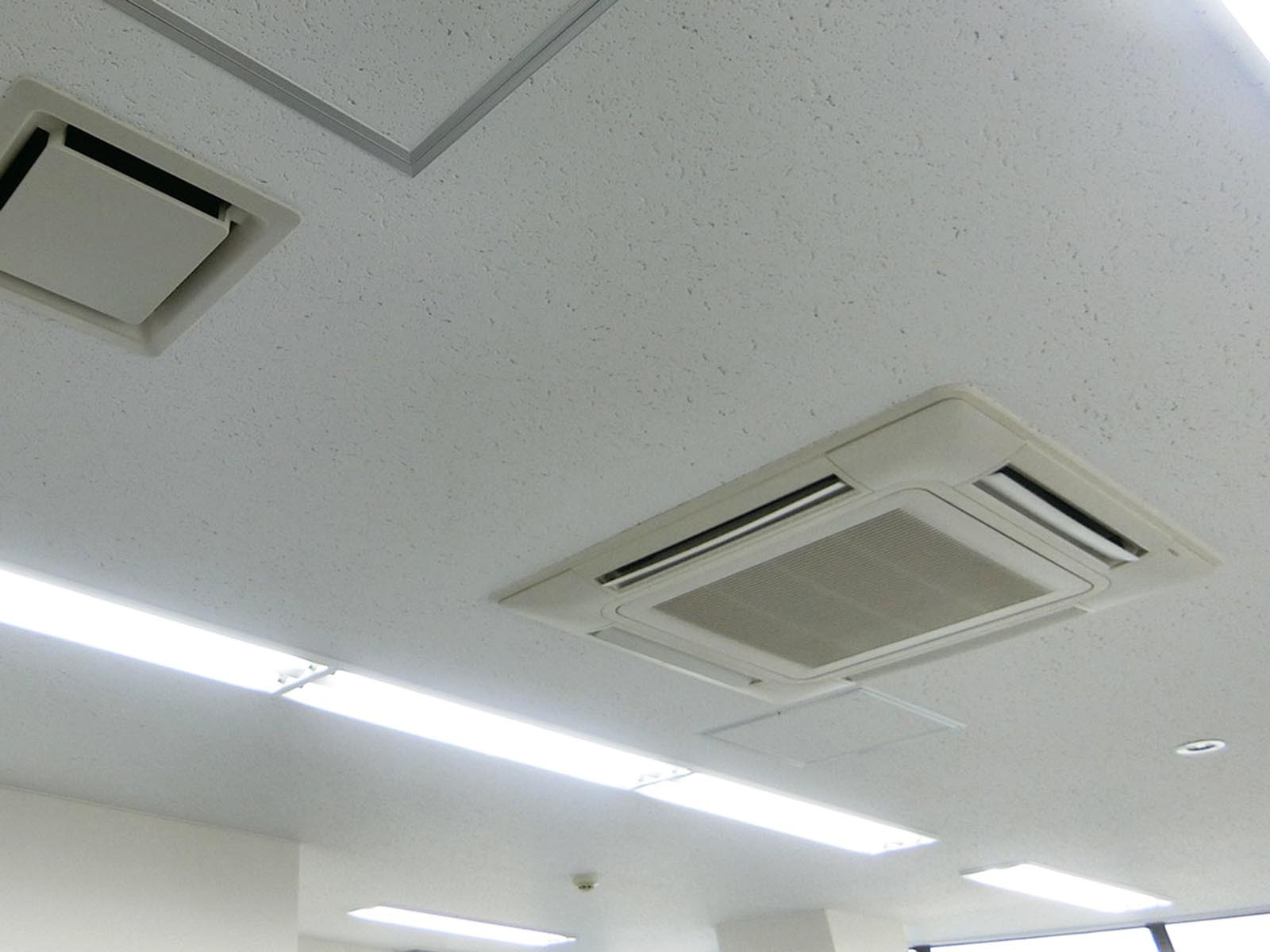 空調