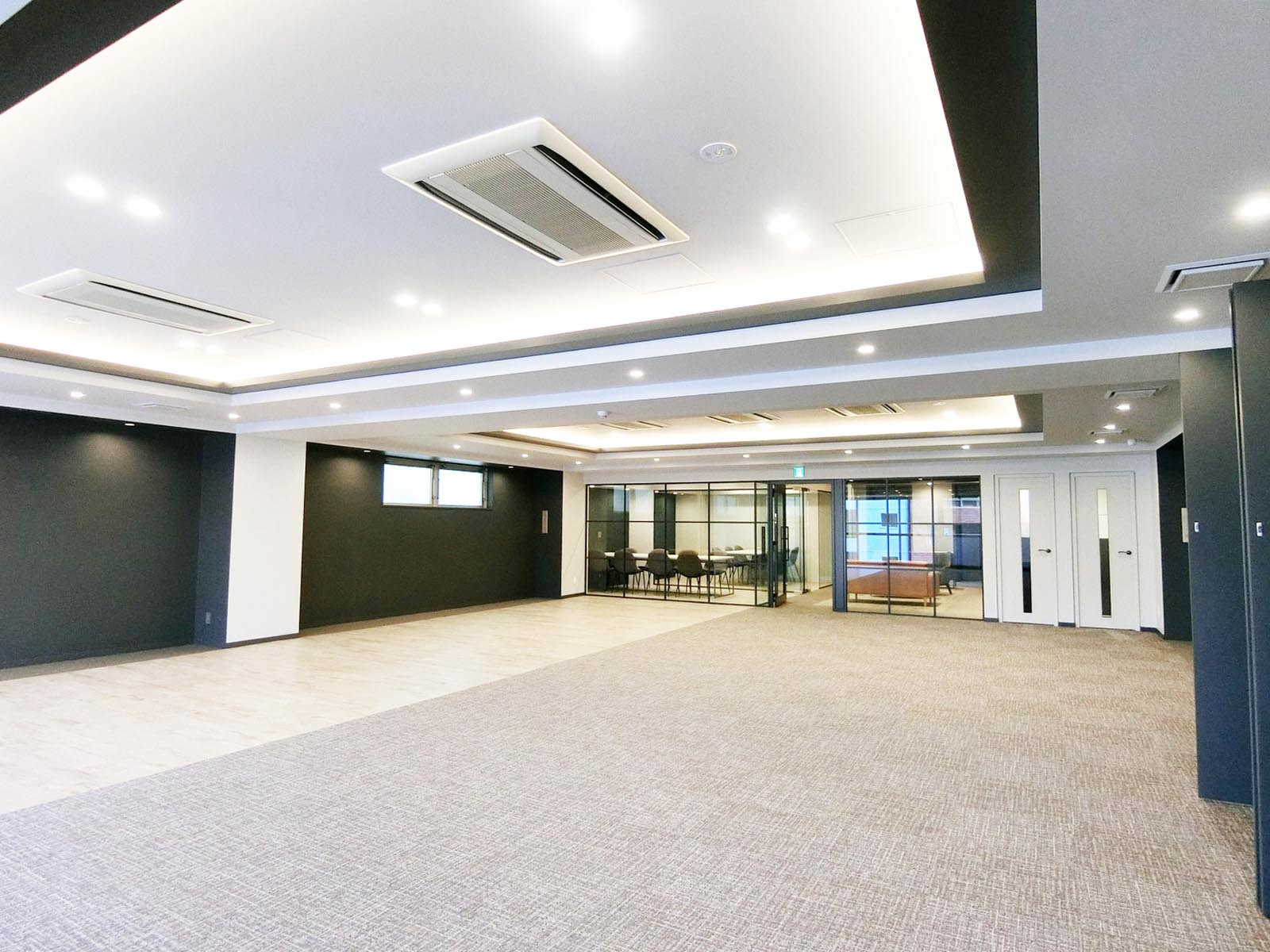 オフィス室内参考画像(8階・約65坪)