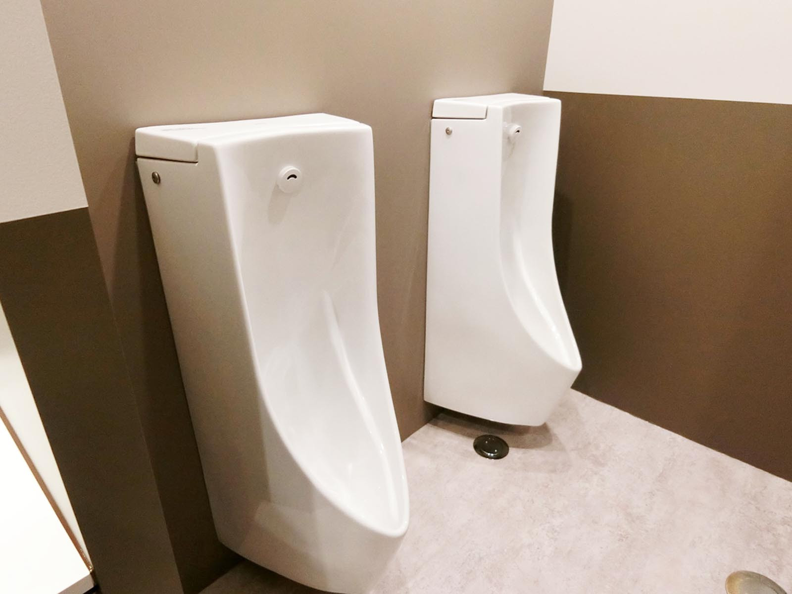 男性用トイレ