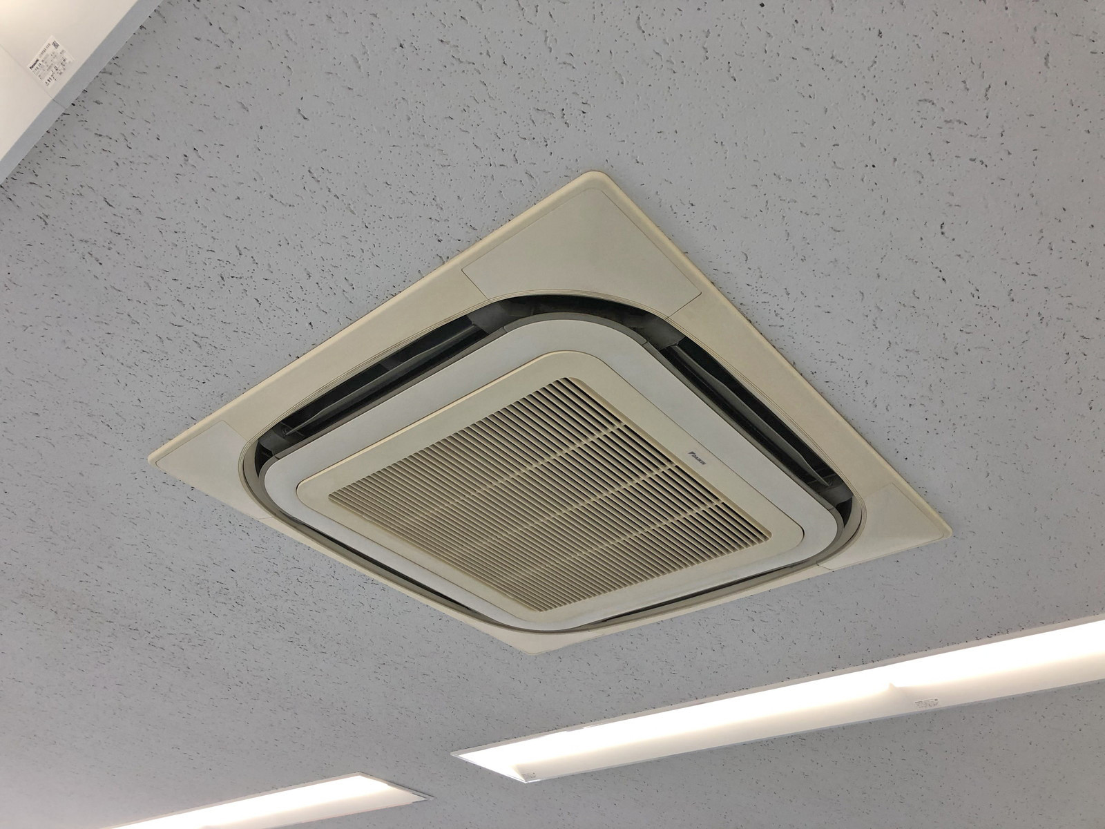 空調