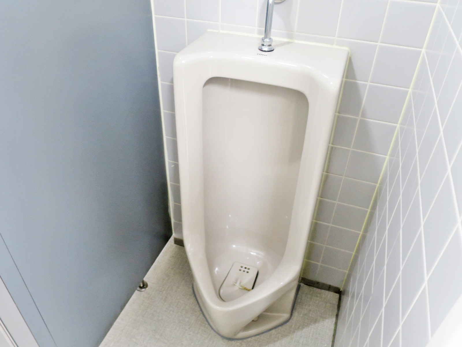 男性用トイレ