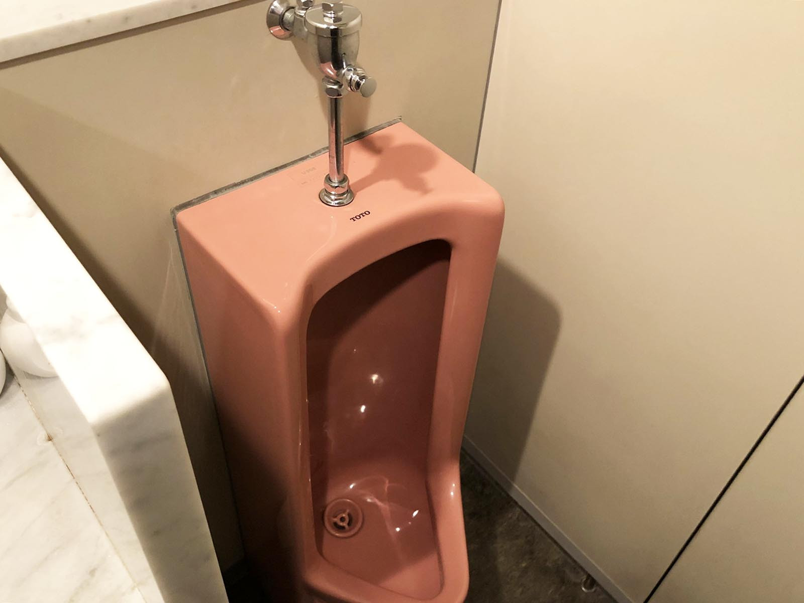 男性用トイレ
