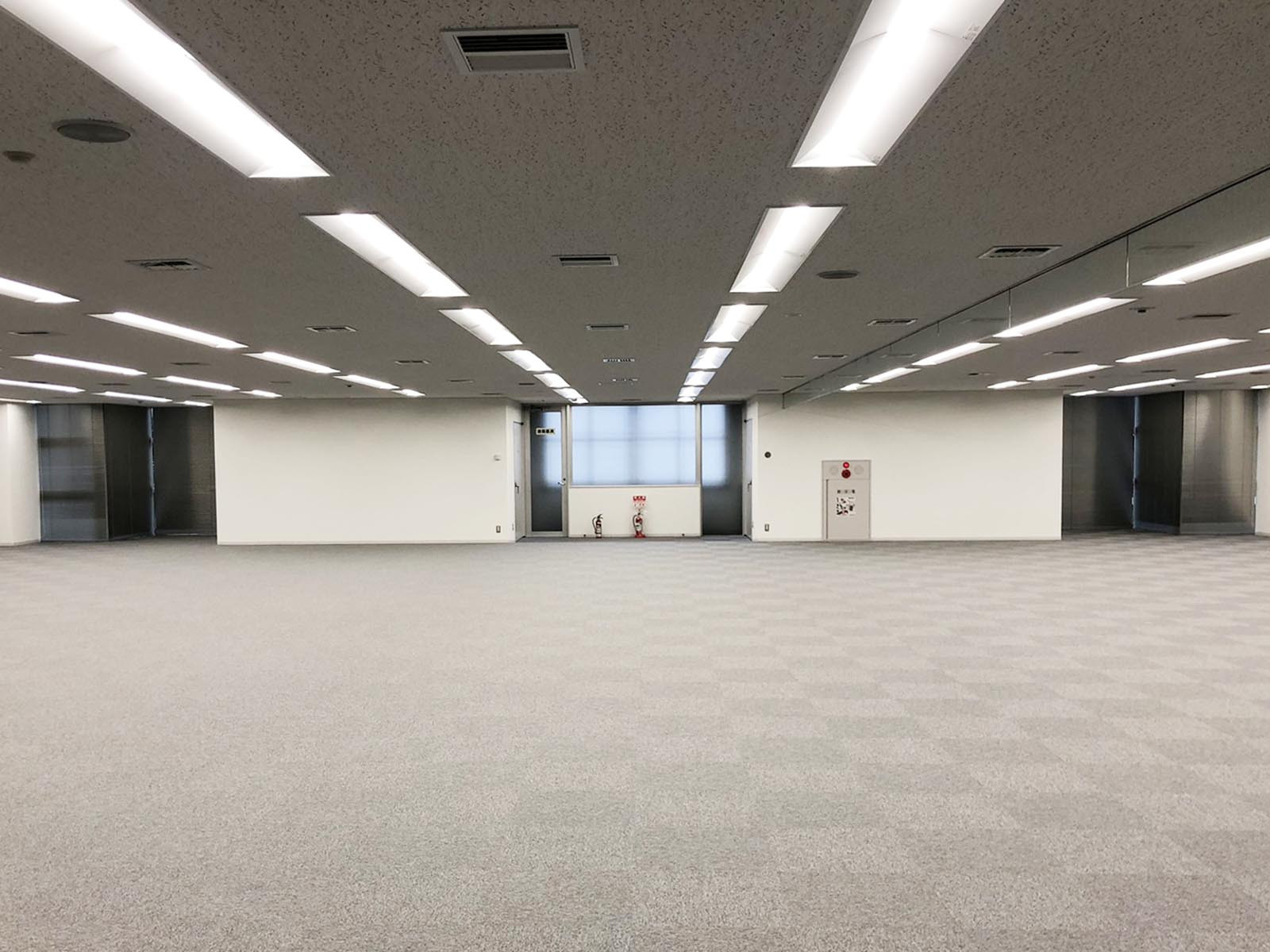 別角度の様子