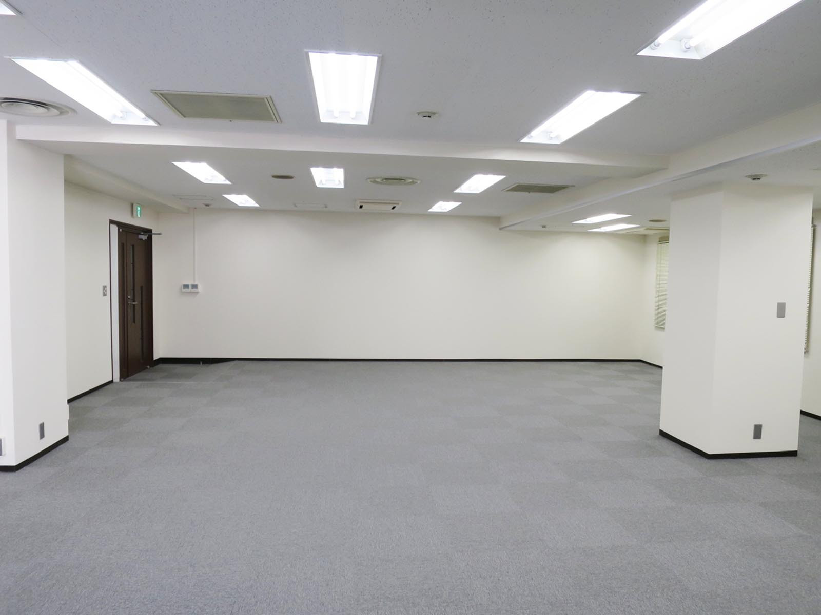 別角度の様子