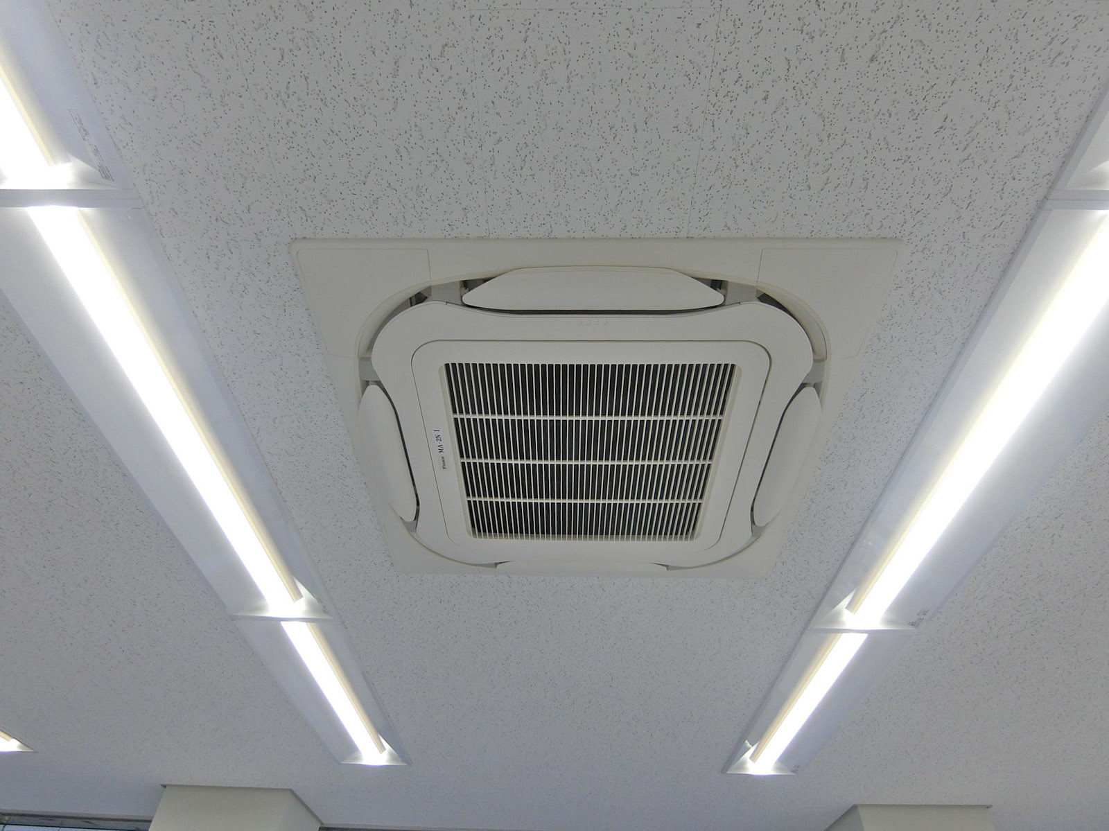 空調