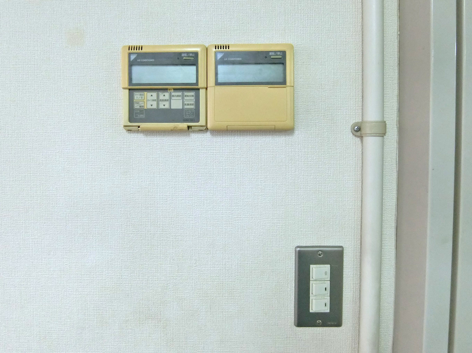 スイッチ類