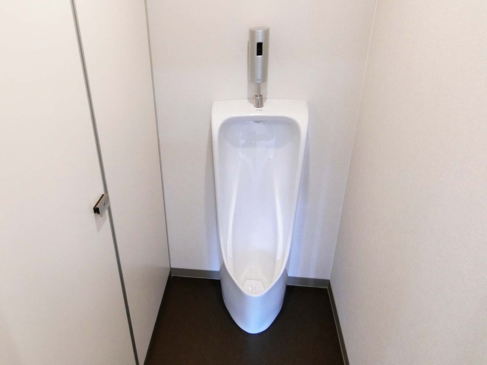 男性用トイレ