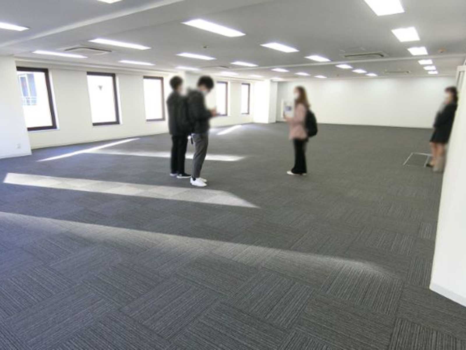 別角度の様子