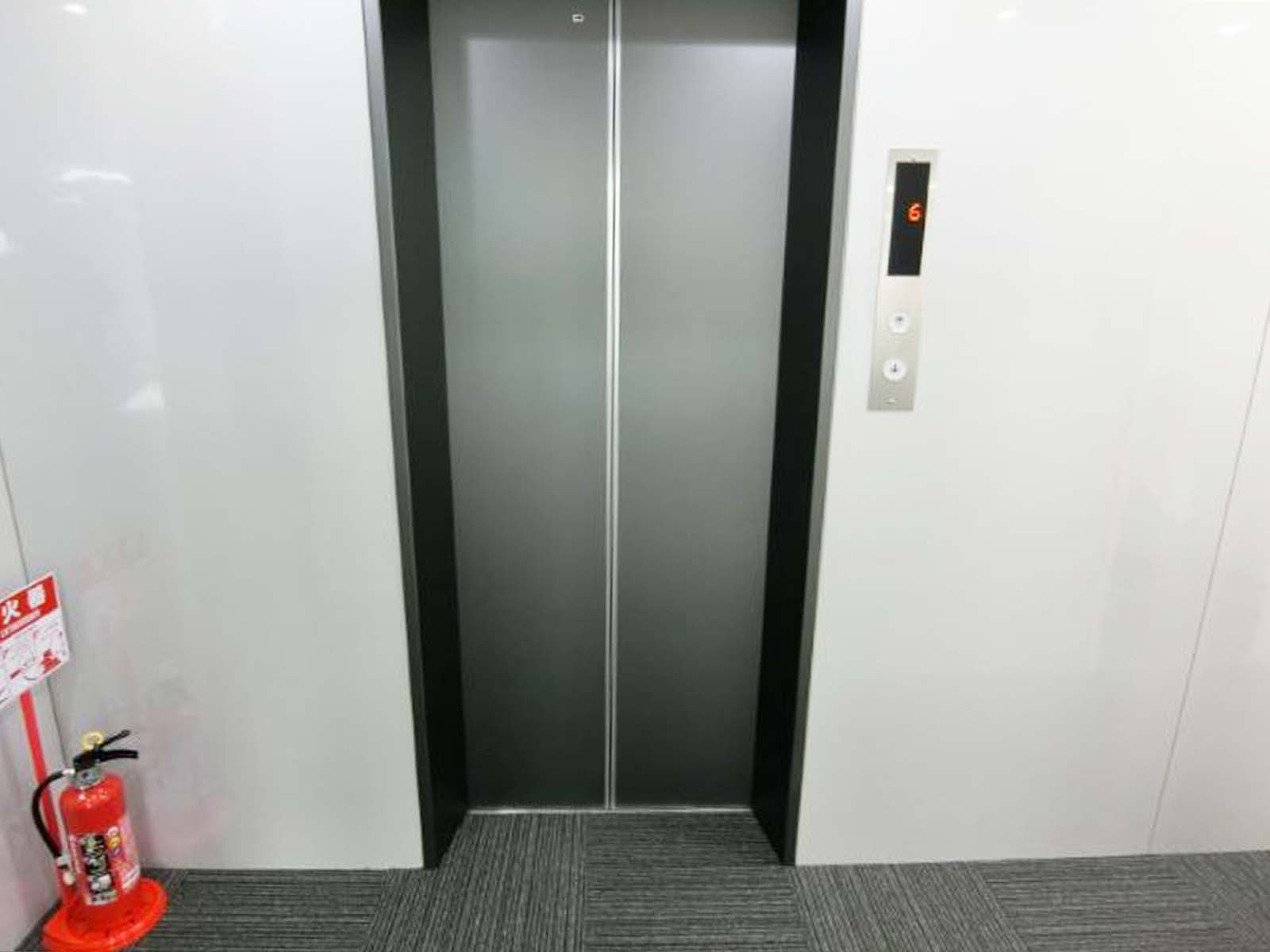 エレベーター