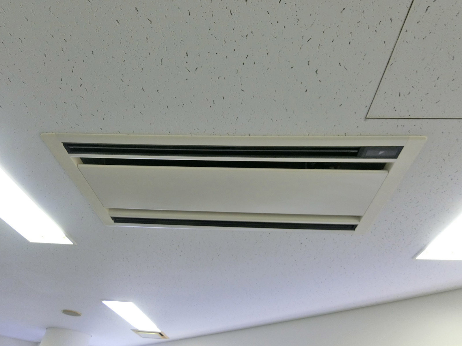 空調