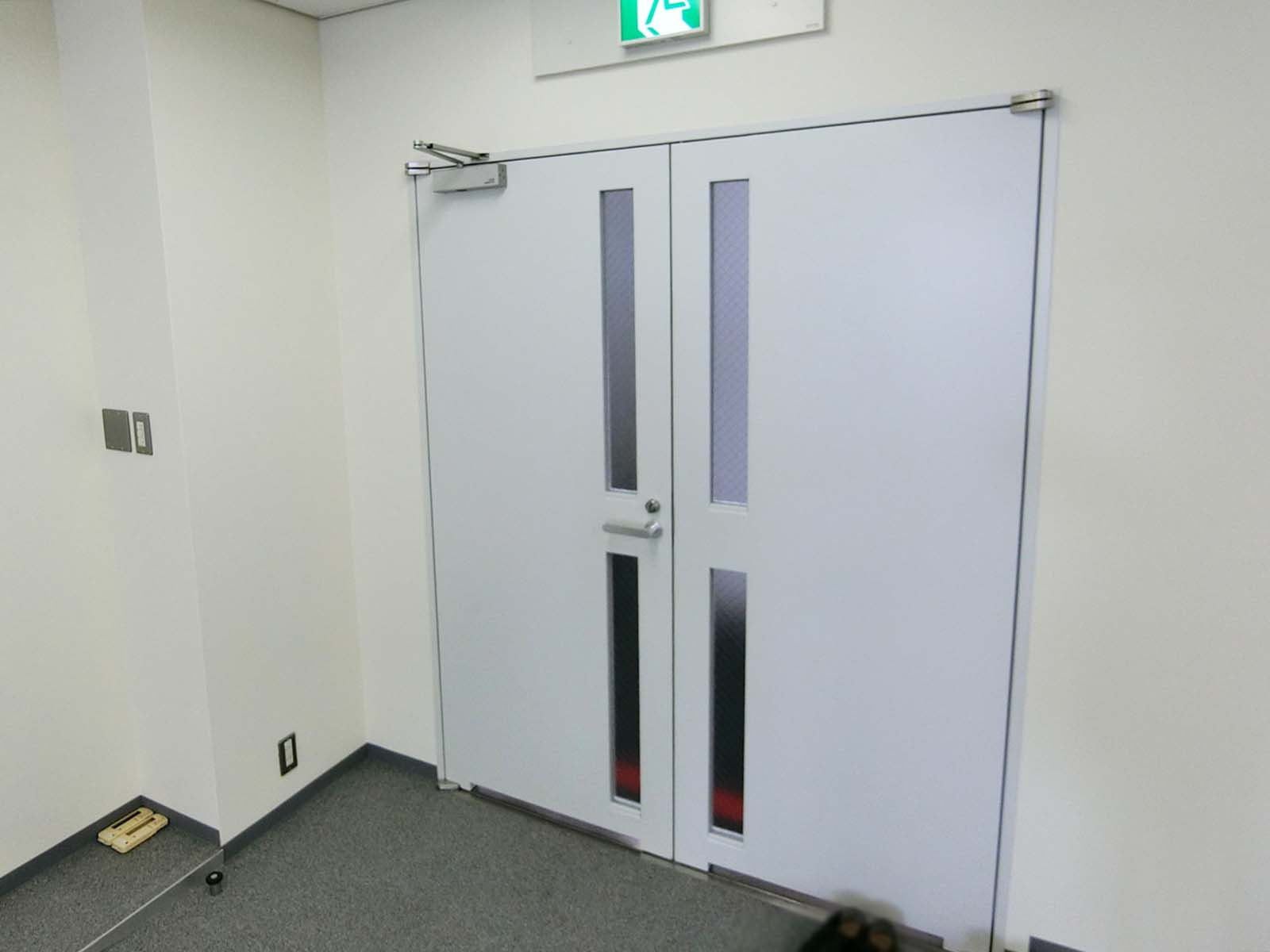 貸室出入口