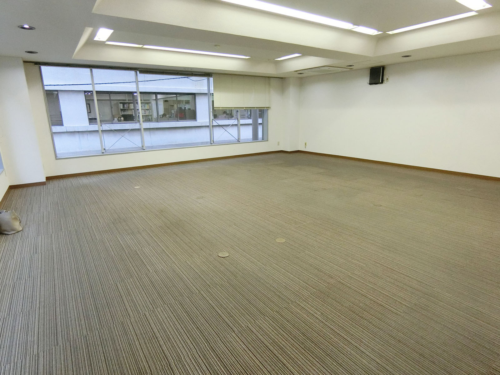 オフィス室内参考画像（約23坪）