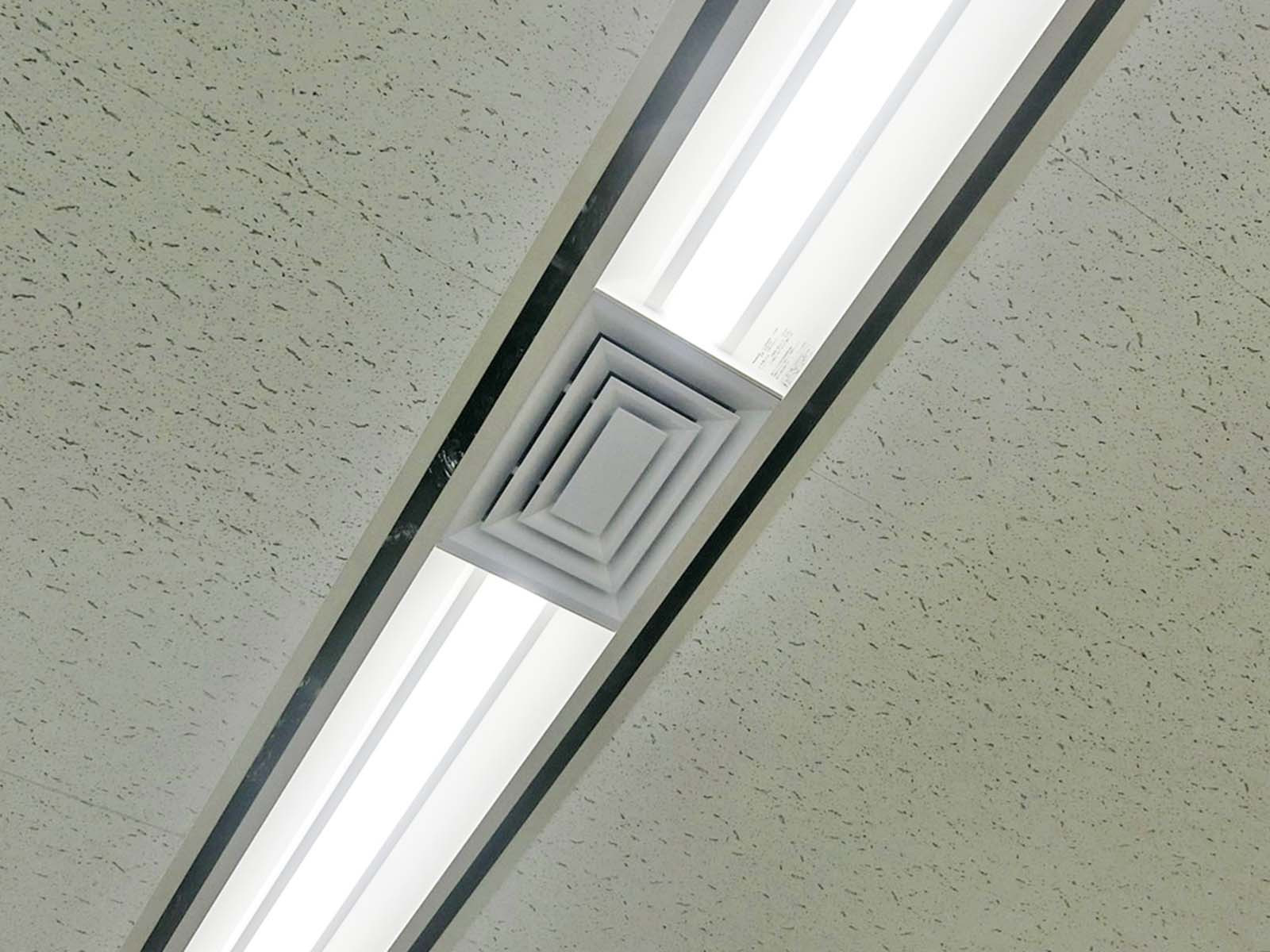 空調