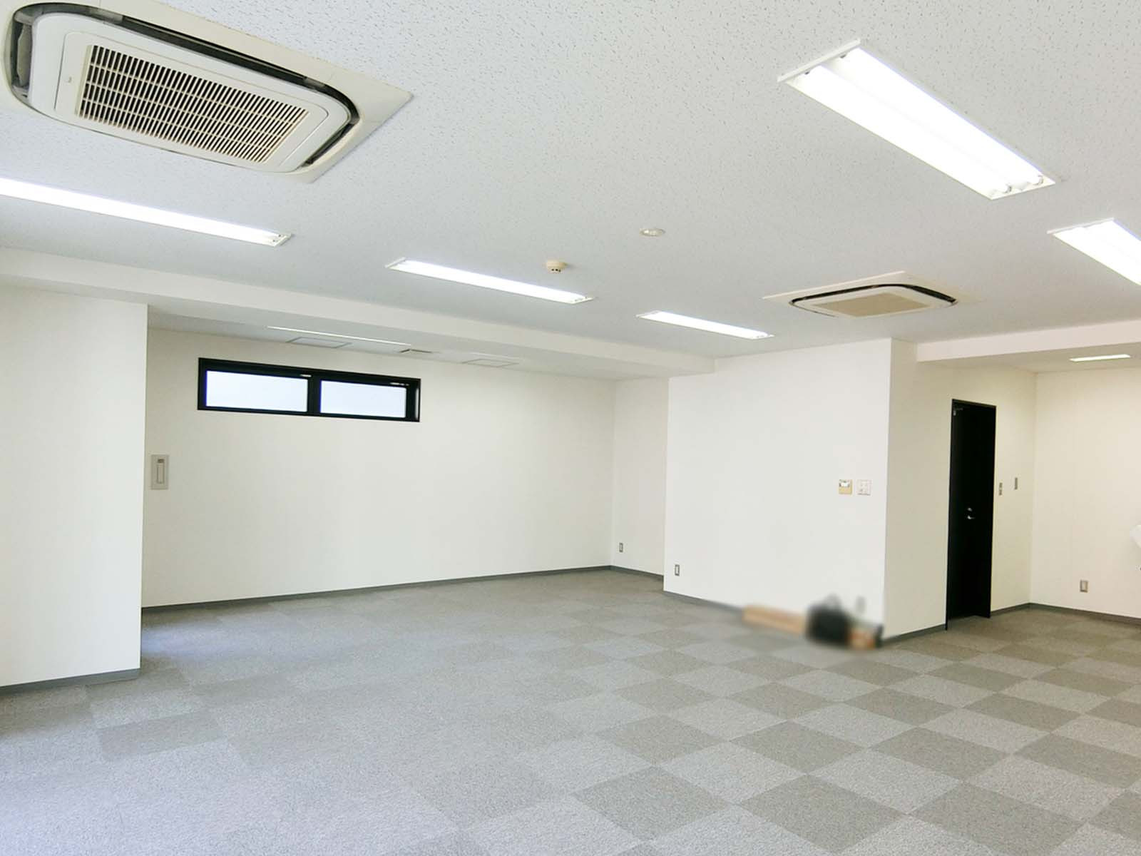 オフィス室内参考画像