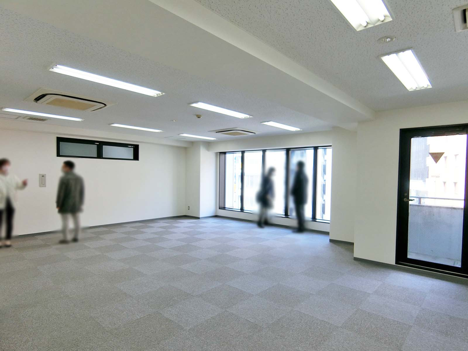 別角度の様子