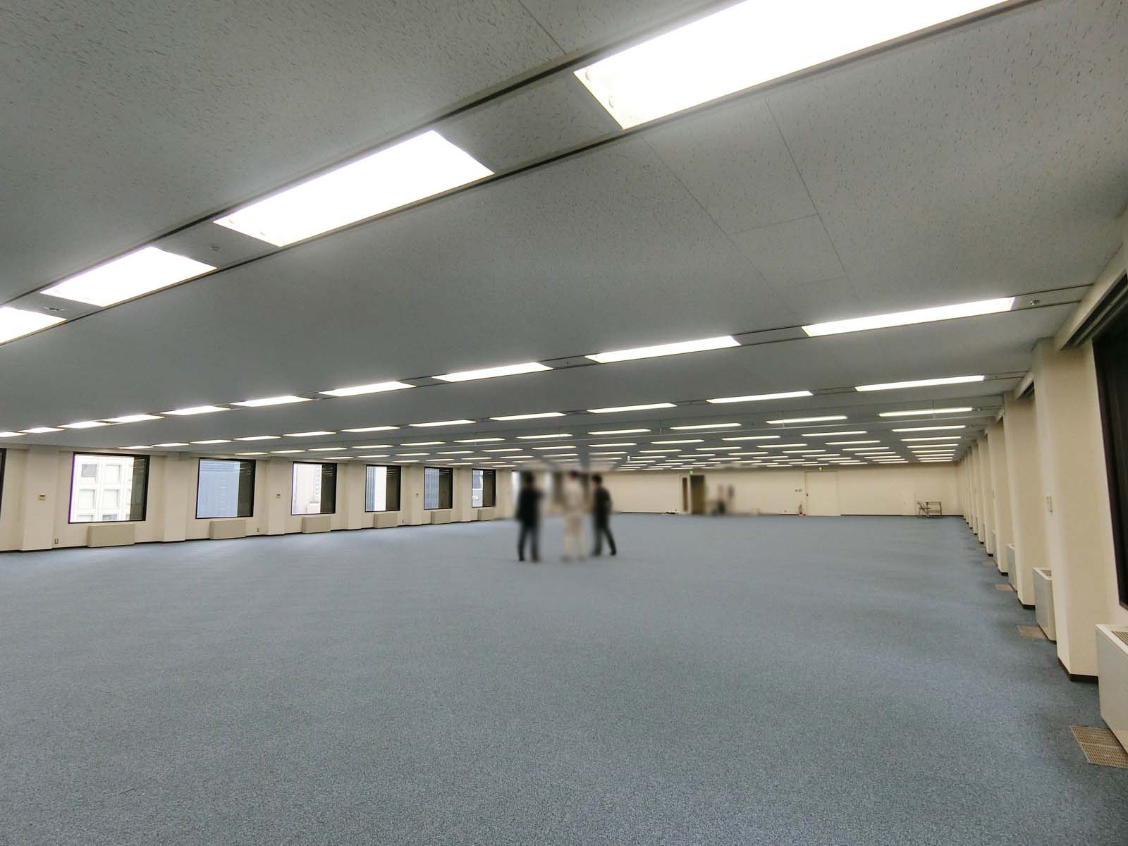別角度の様子