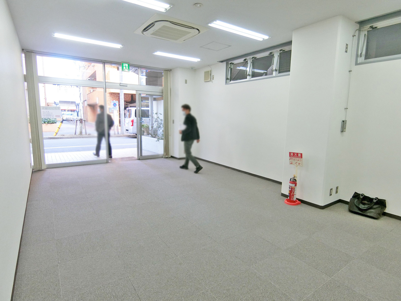 別角度の様子