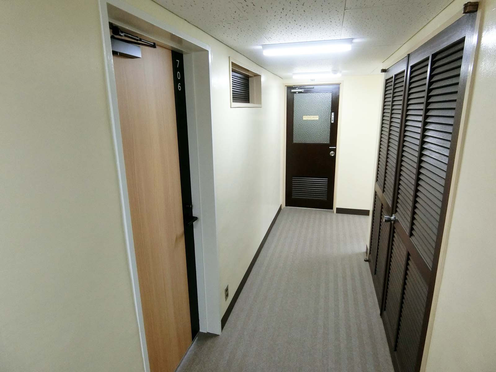 貸室出入口