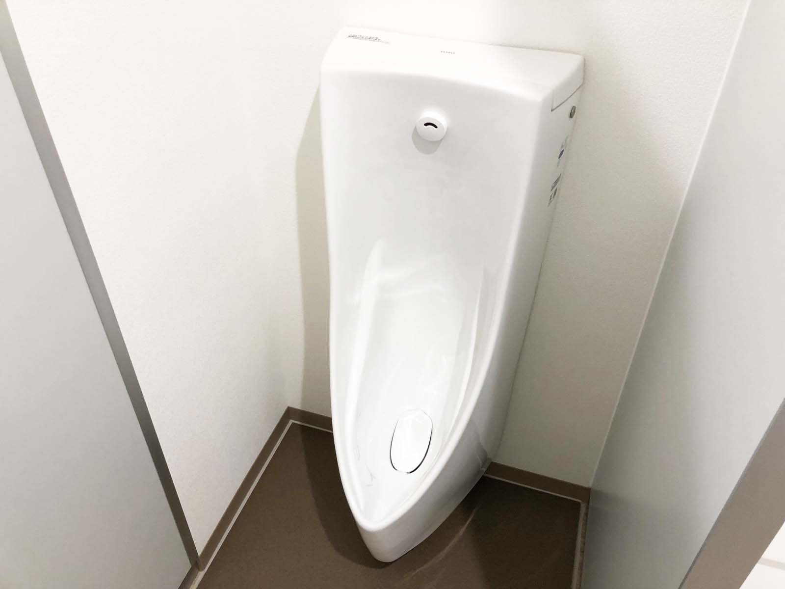 男性用トイレ