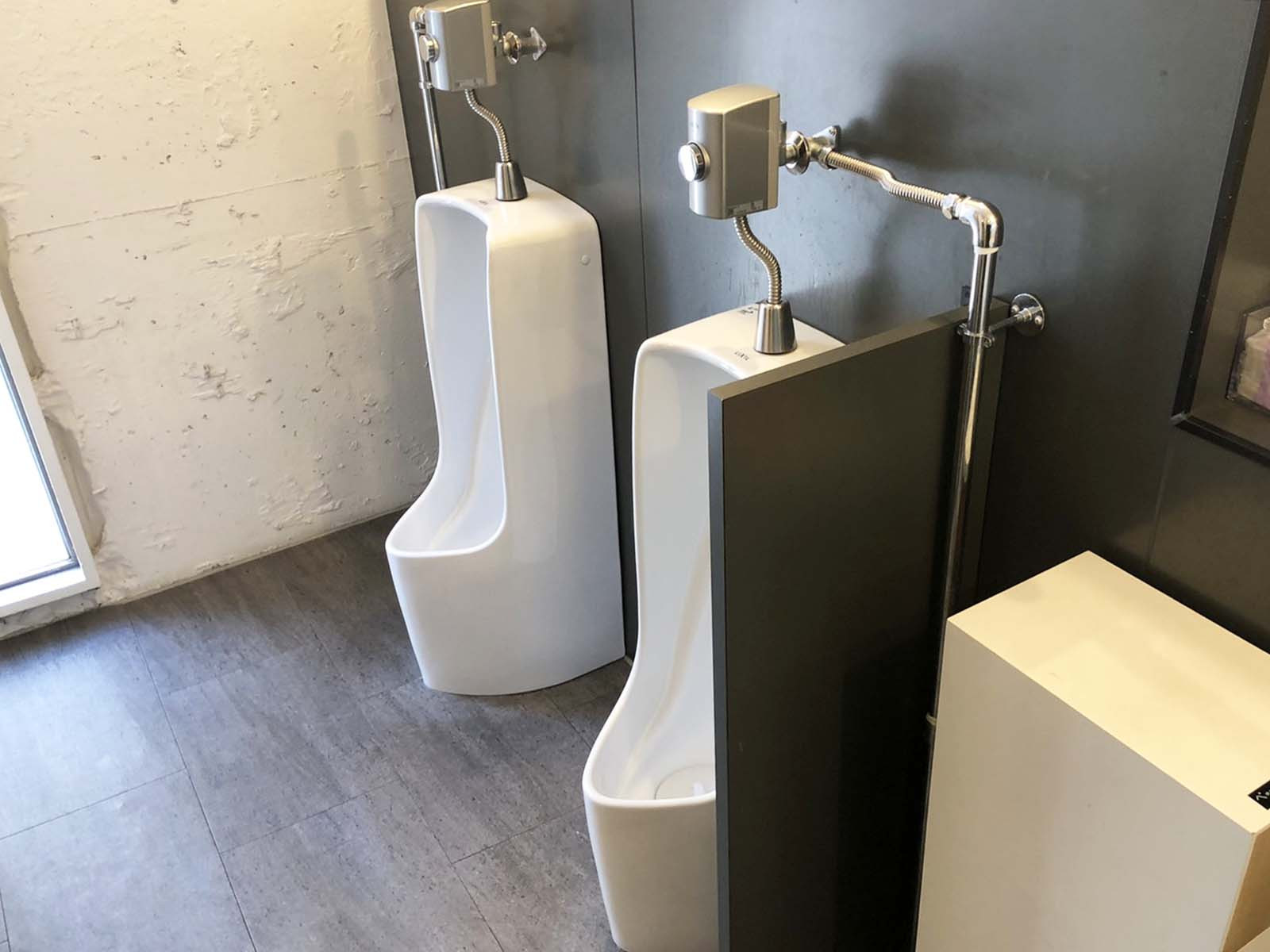 男性用トイレ