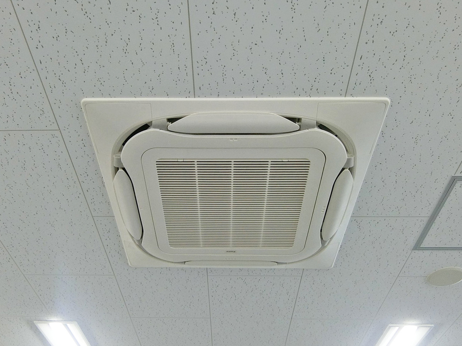 空調