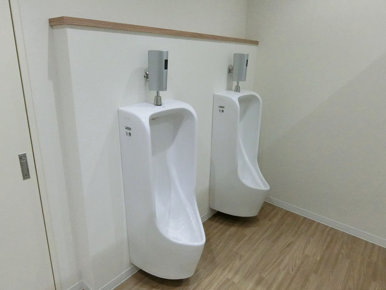 男性用トイレ