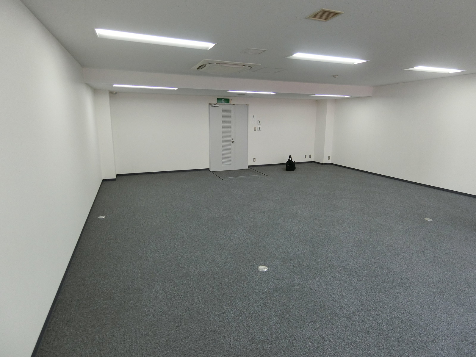 別角度の様子