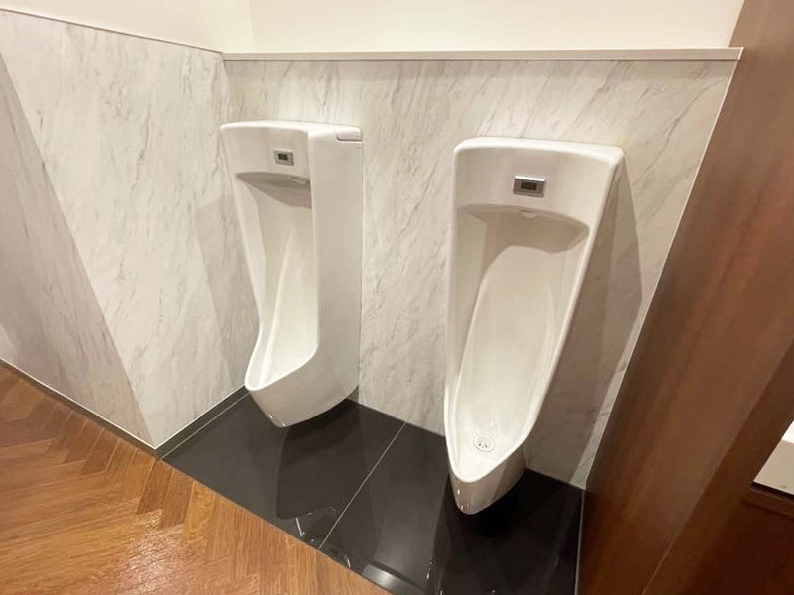 男性用トイレ