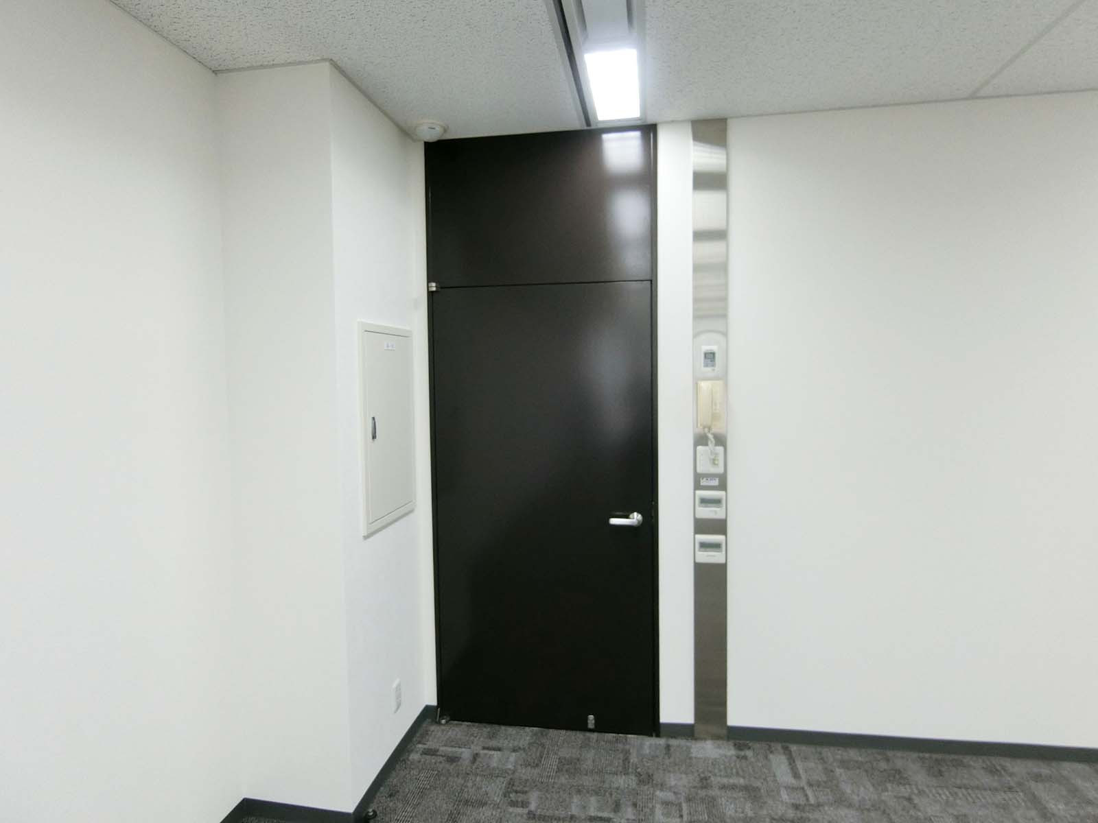 貸室出入口