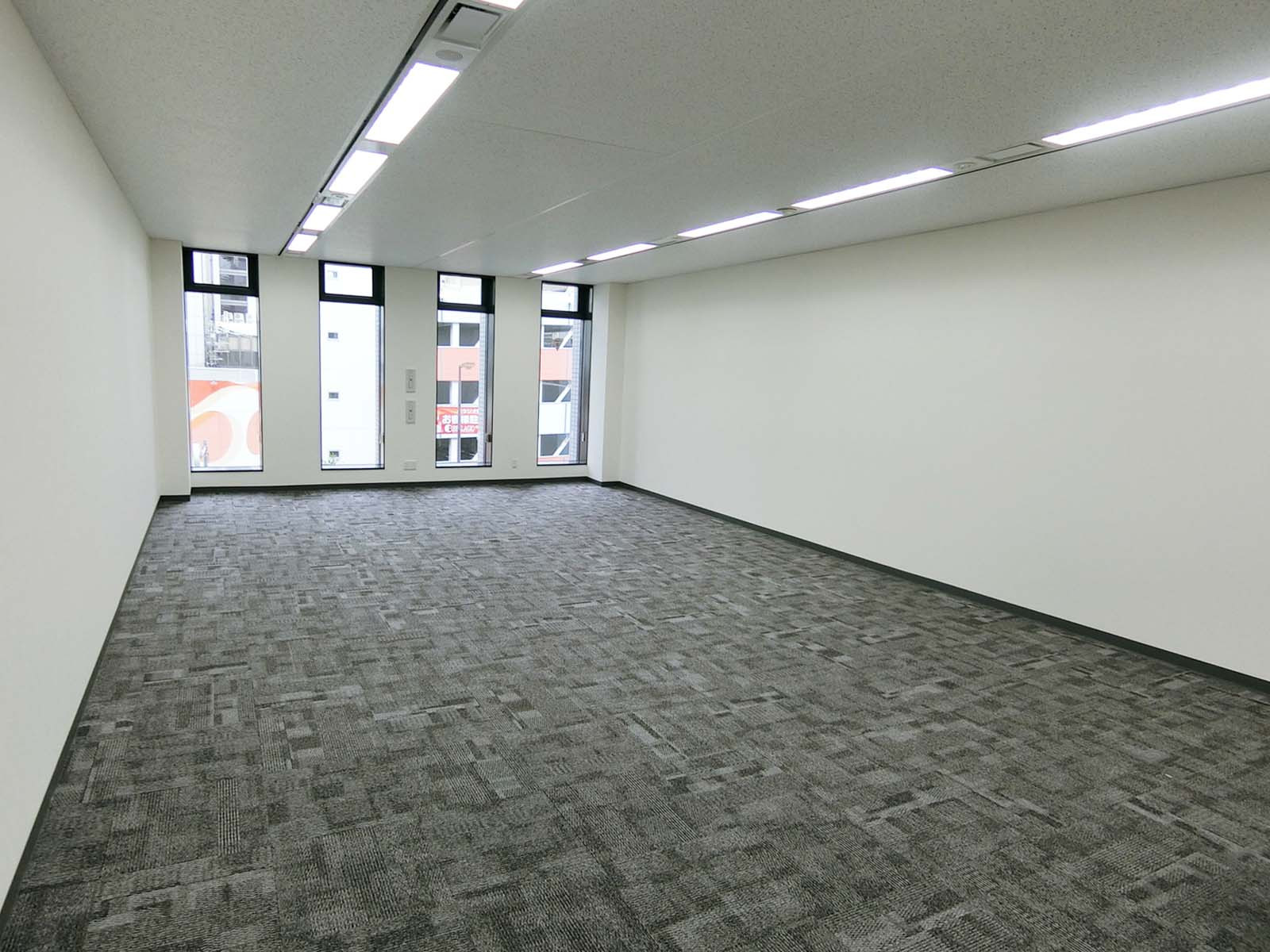 オフィス室内参考画像(3階・約20坪)