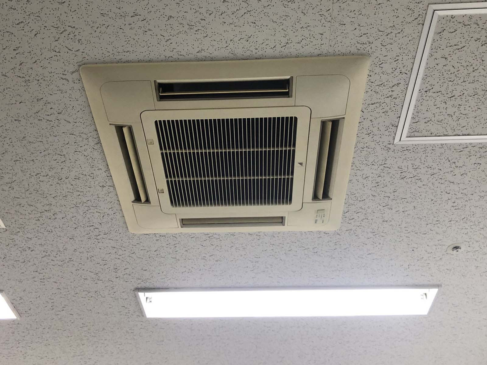 空調