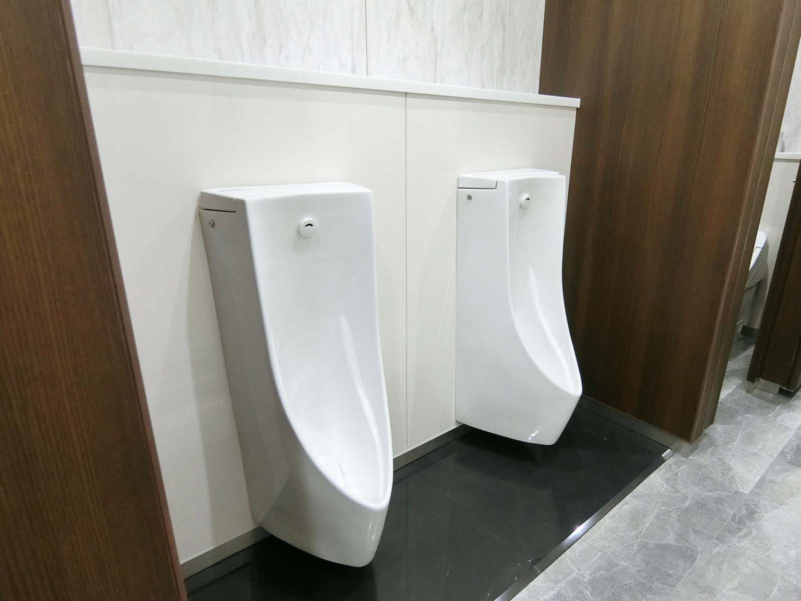 男性用トイレ