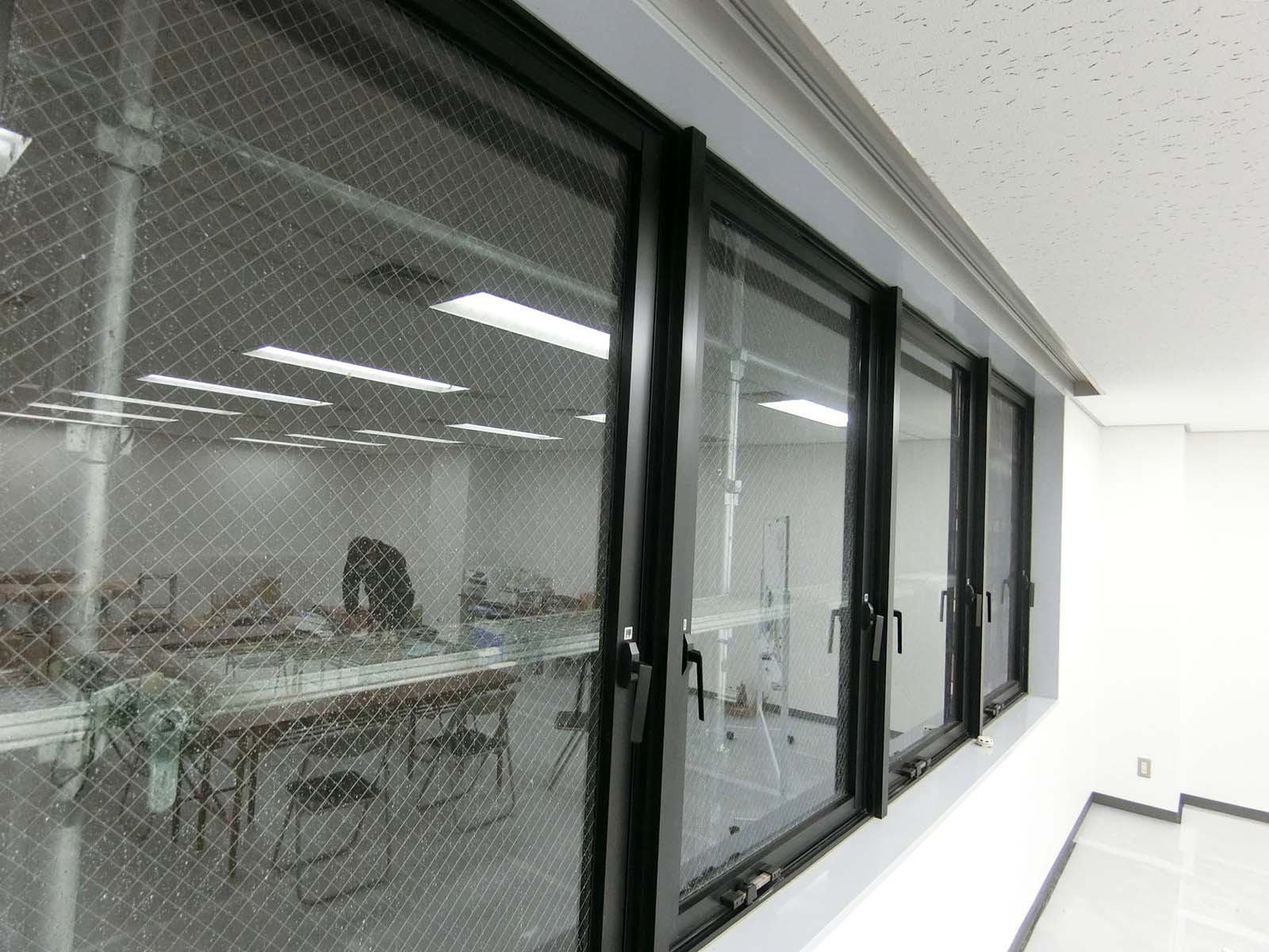 窓際の様子(6階)