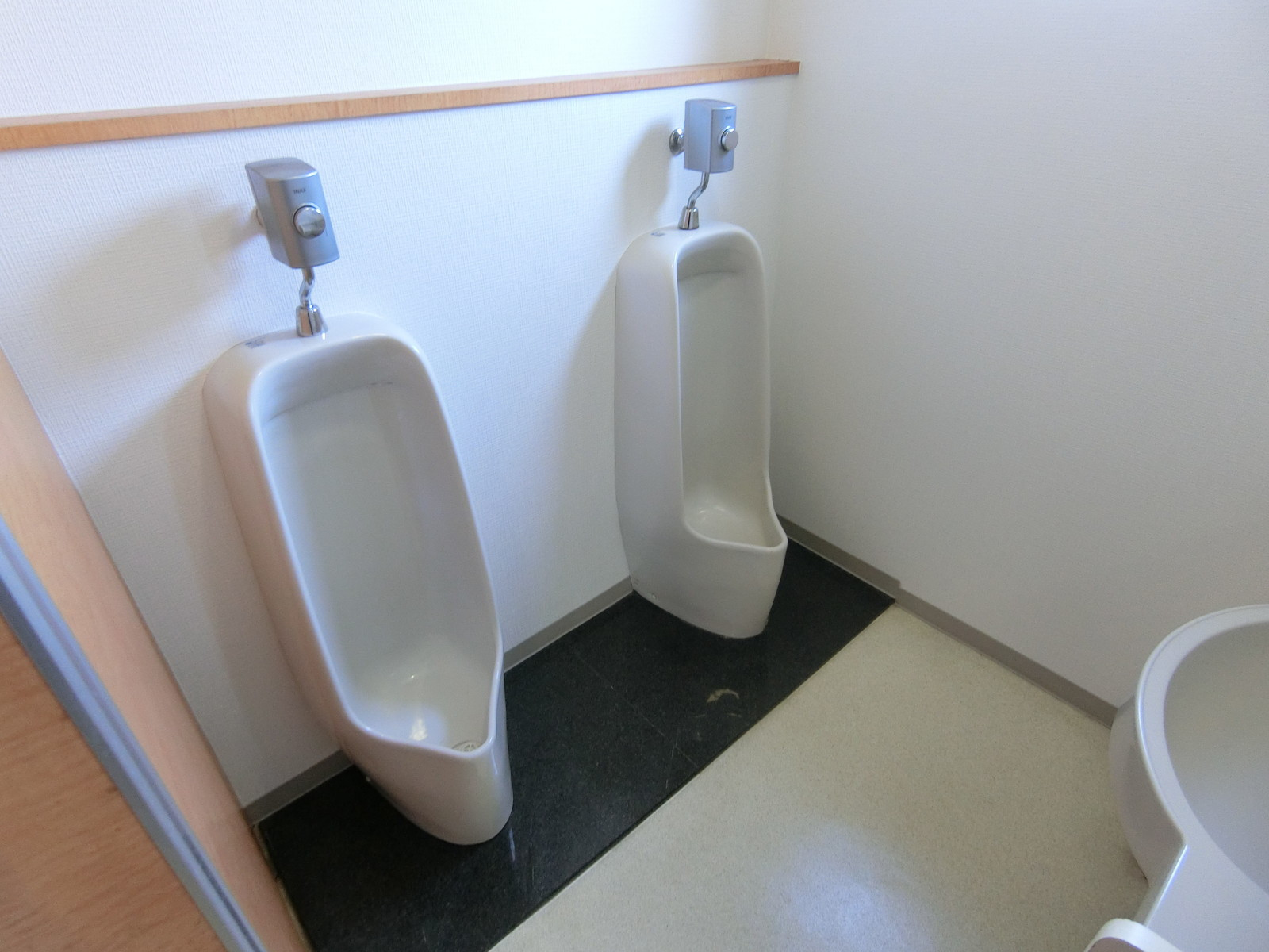 男性用トイレ