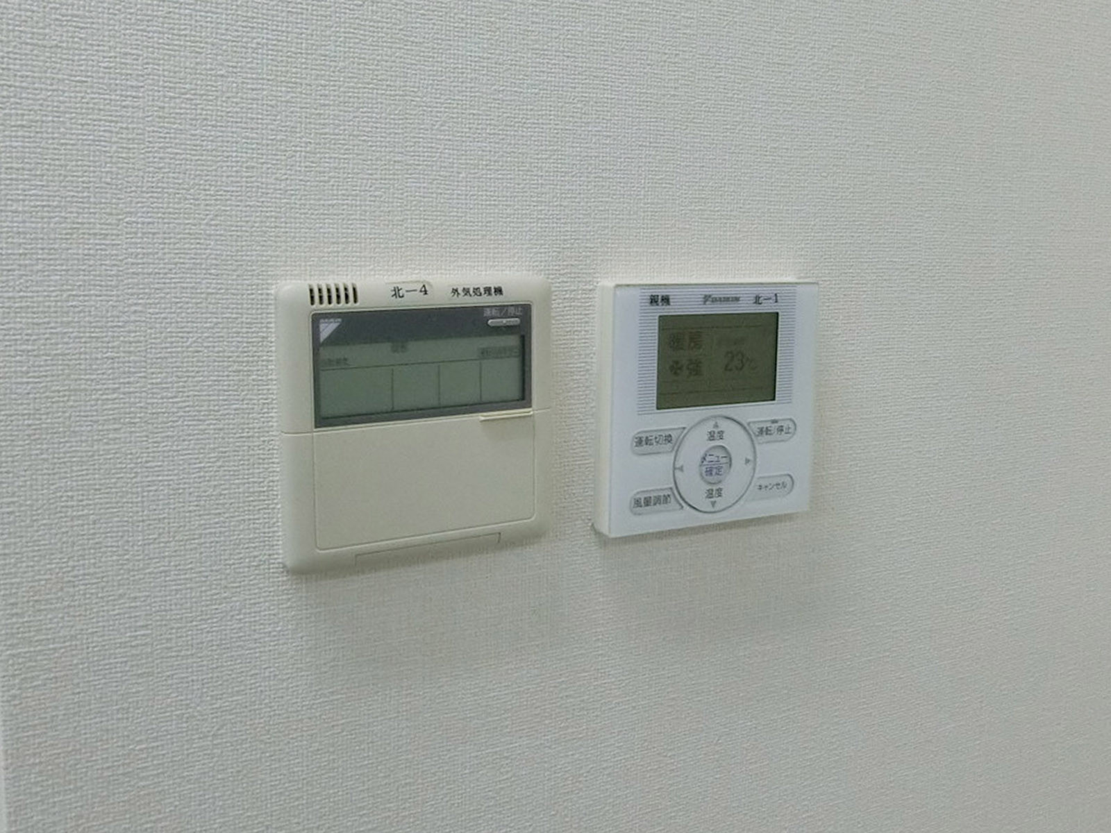 スイッチ類