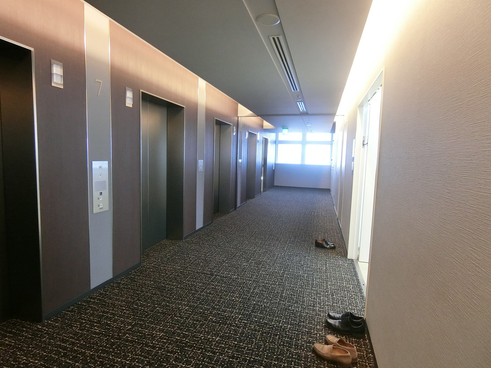 エレベーターホール