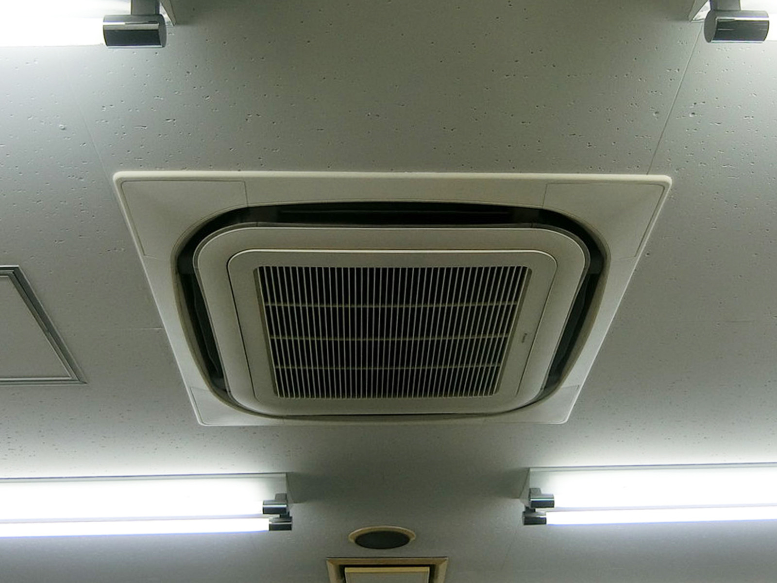 空調