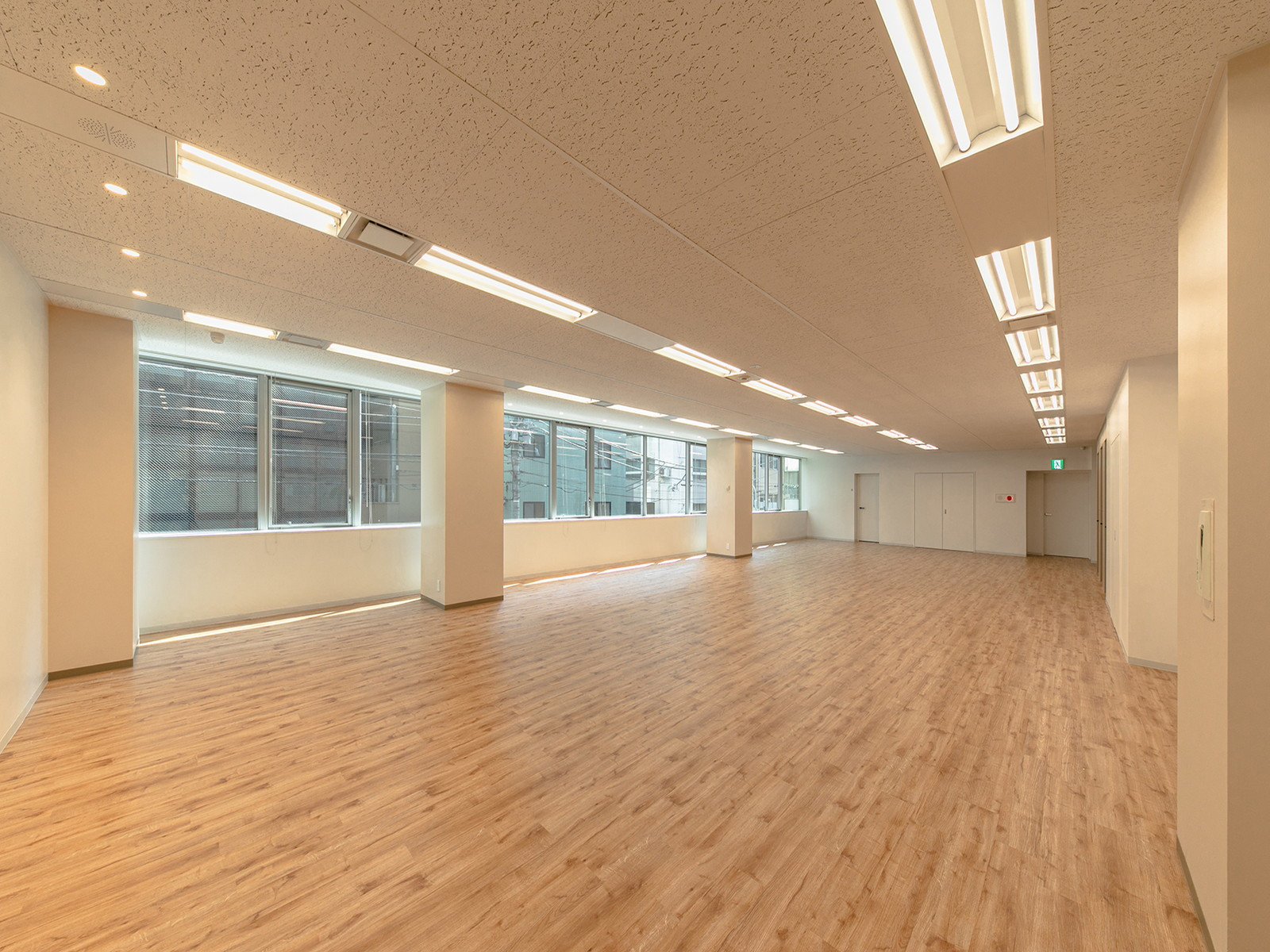 オフィス室内参考画像(3階)