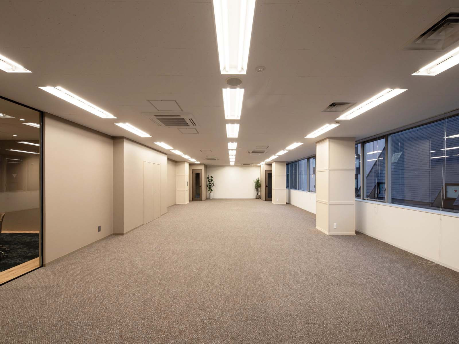 オフィス室内参考画像(5階)