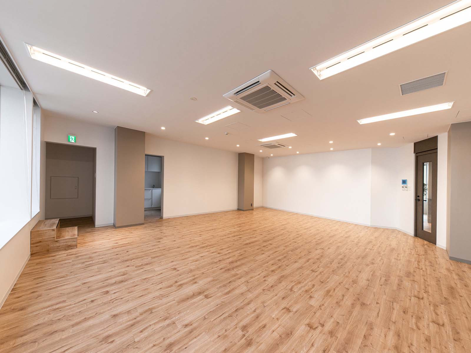 オフィス室内参考画像(7階)
