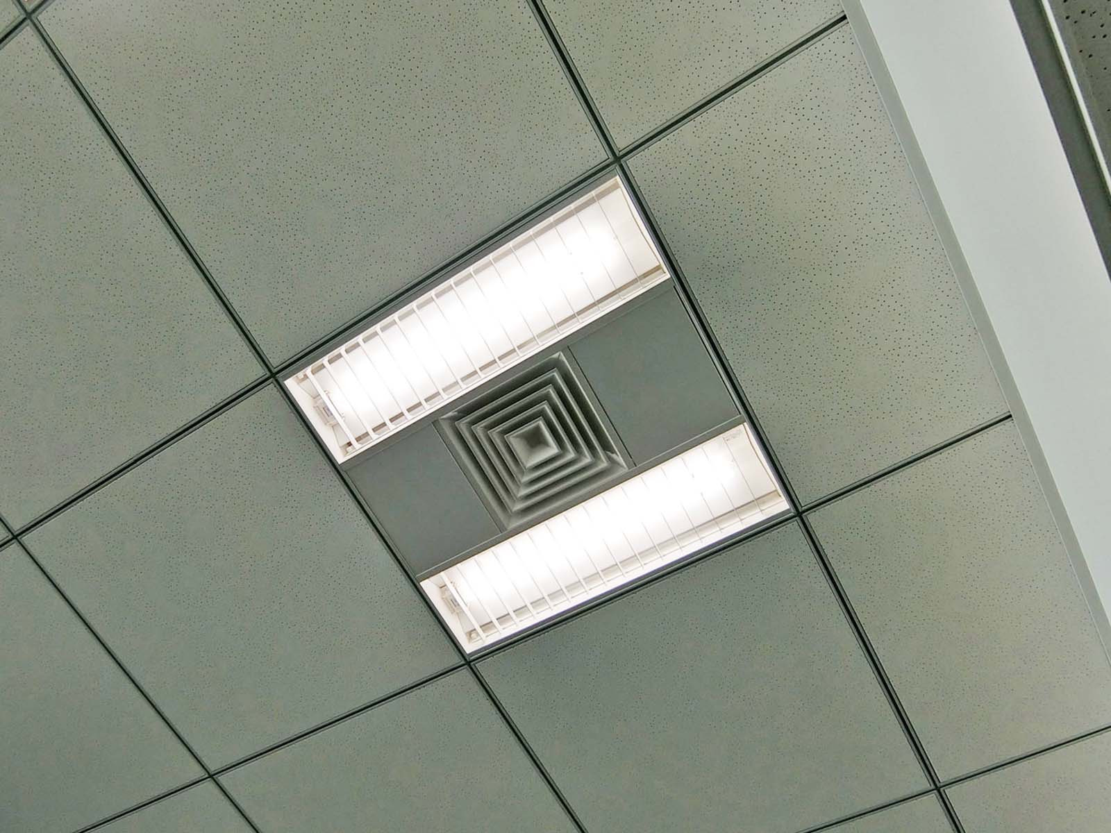 空調