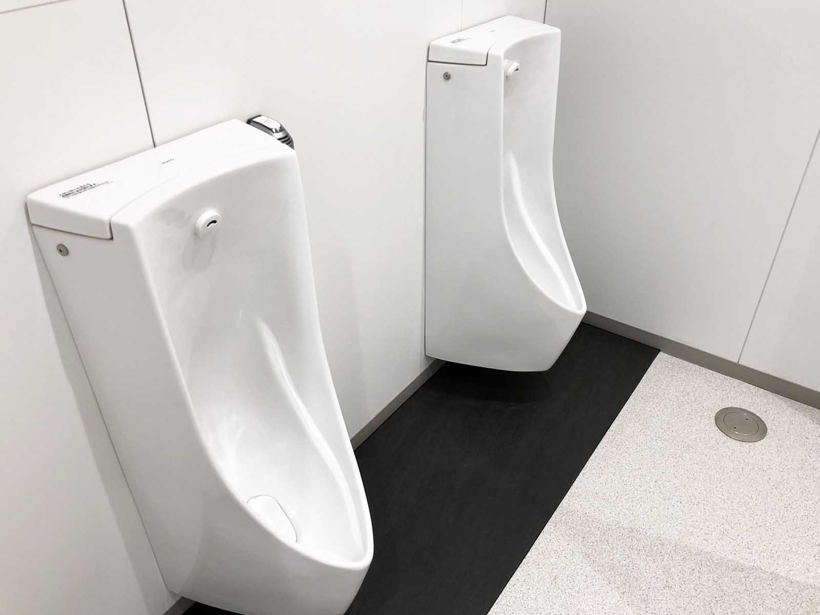 男性用トイレ