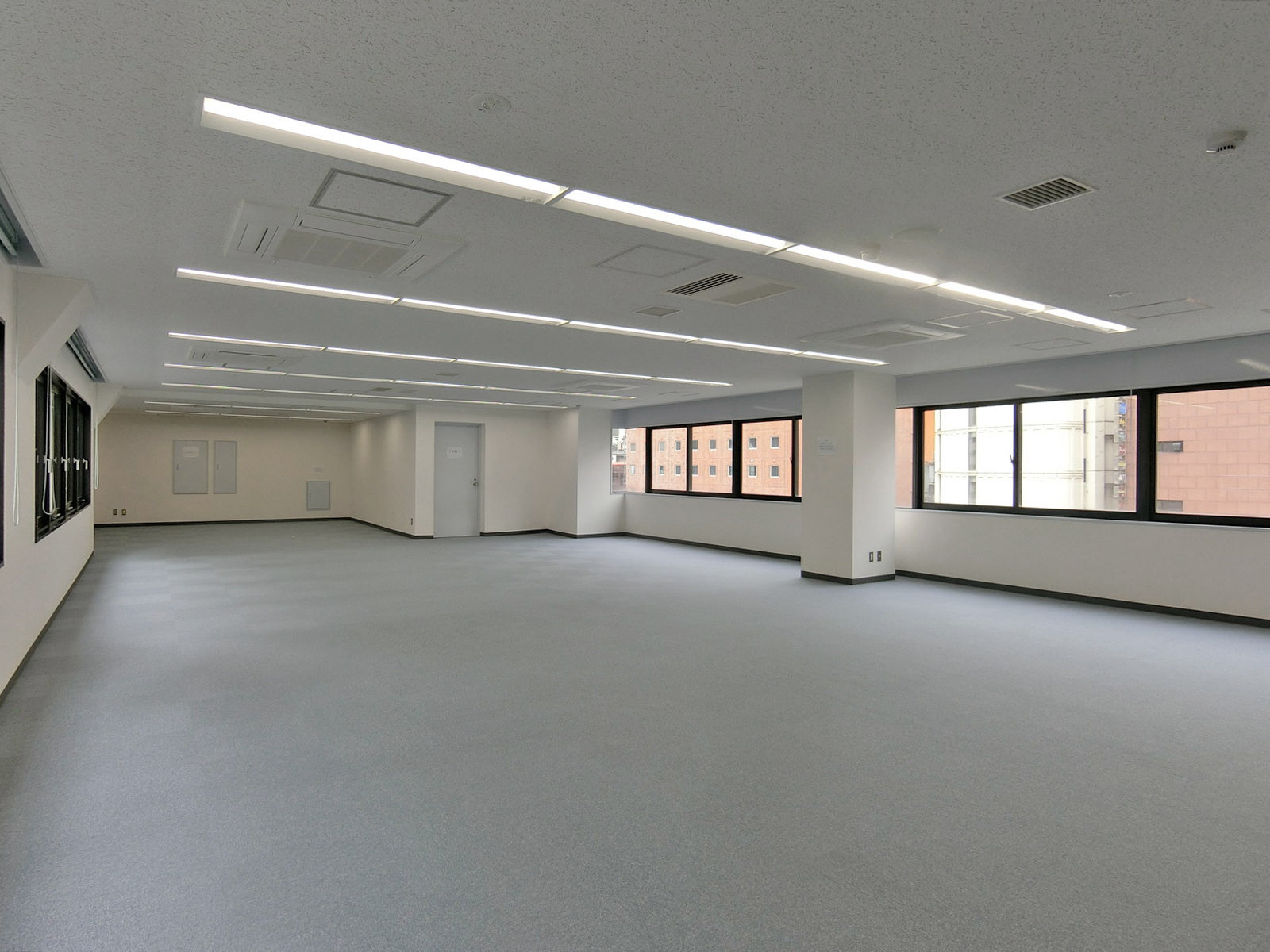 オフィス室内参考画像（7階）